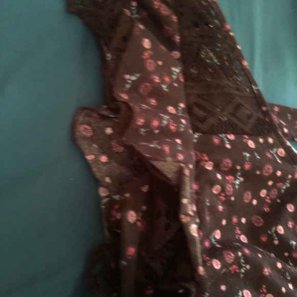 Shirt - Picture 5 of 6